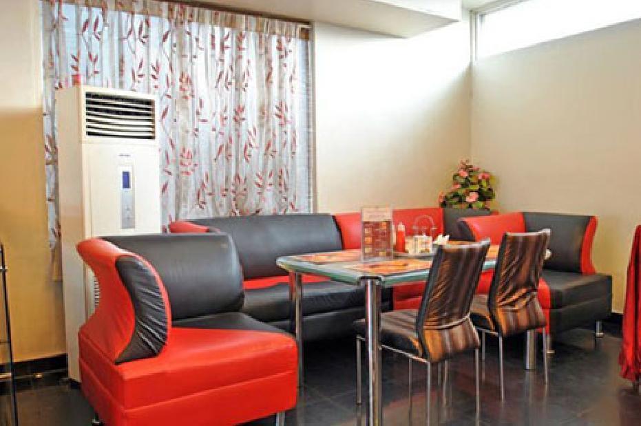 Hotel T.A.P. Gold Crest บังกาลอร์ ภายนอก รูปภาพ